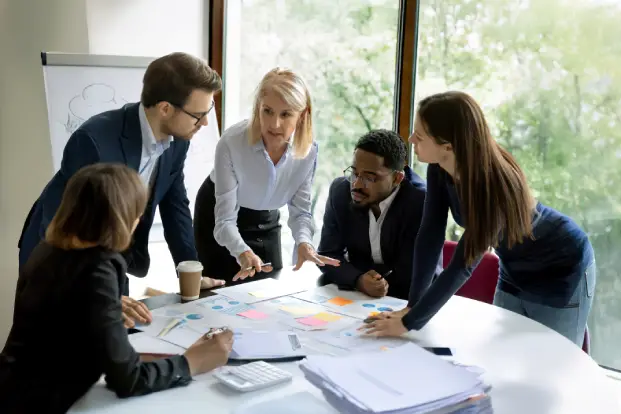 Leading People Through Change